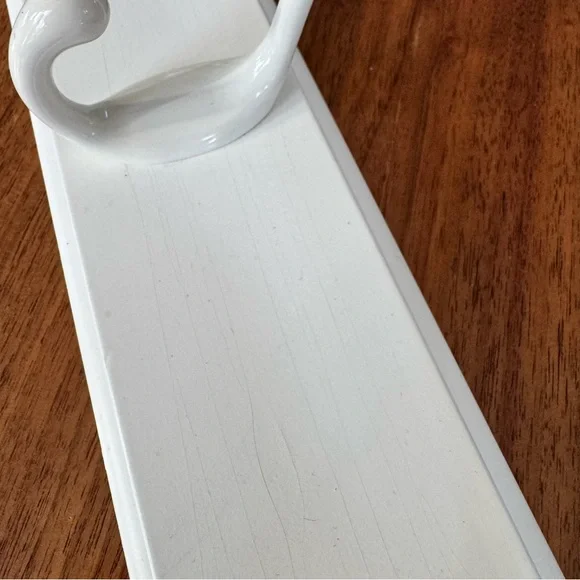 2 White Wall Hook Organizers. 1 White 18” and 1 Off-White 27”. - Picture 7 of 10